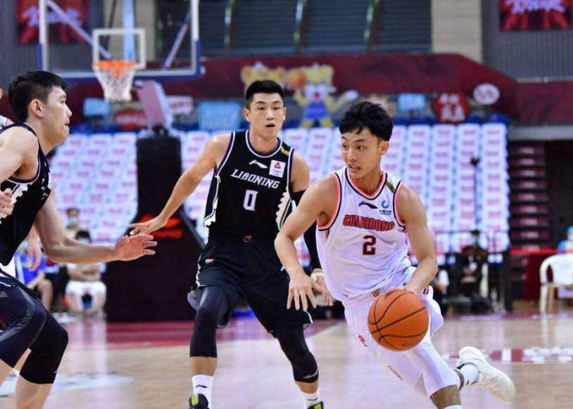 广东男篮|广东男篮奇兵天降！远超威姆斯和莱多，表情说明一切