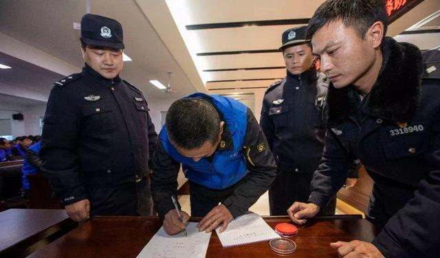 案例:男子因表白被拒,持刀强入女子家被反杀,法院这样判的