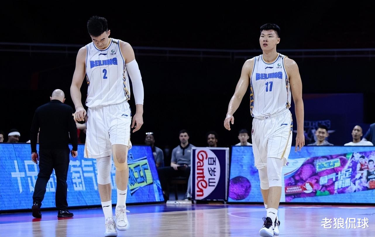 雅尼斯|无缘8强！雅尼斯“拍屁股”走人，8年没培养1名新人该谁担责？