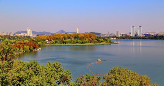 南京|玄武湖：古名桑泊，被誉为“金陵明珠”，江南三大名湖之一