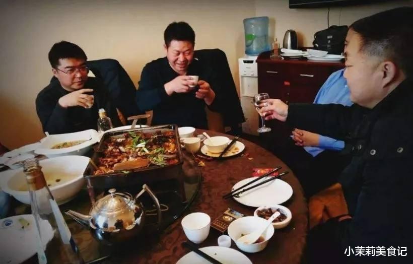 警惕!市面上这3类白酒已被列入“黑名单”,再便宜也别喝
