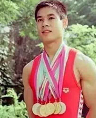 姚明|中国体坛最有钱的5大巨星：李娜上榜，姚明第四，第一身价百亿