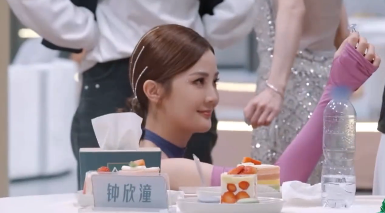 浪姐3|《浪姐3》的关系网:有人姐妹情深,有人却是塑料情