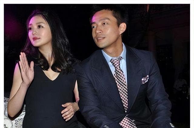 佟丽娅|大小S姐妹正在失去内地市场，为何她们家的八卦还在网络上霸榜？