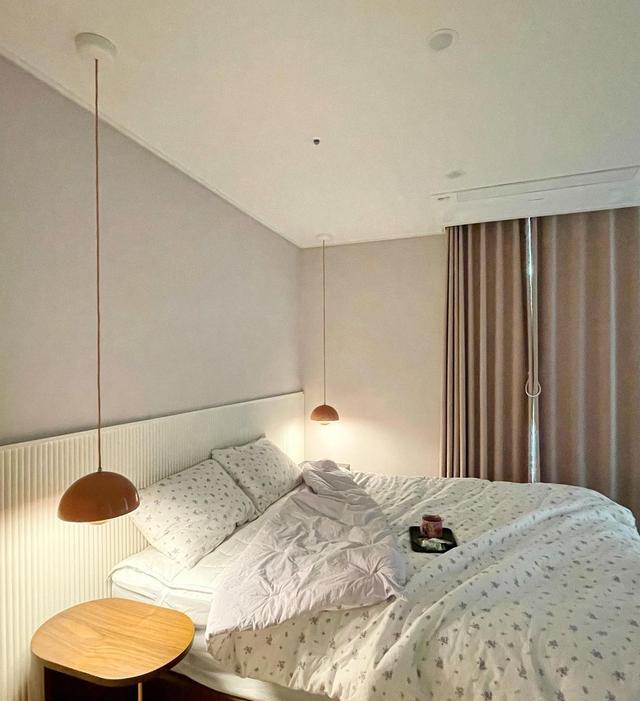 听我一句劝,硬装简单点,多花点心思搞软装,家里越显大越舒服!