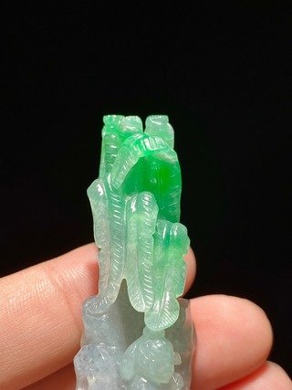 翡翠|清 冰种飘绿 翡翠 蕉叶仕女 把件