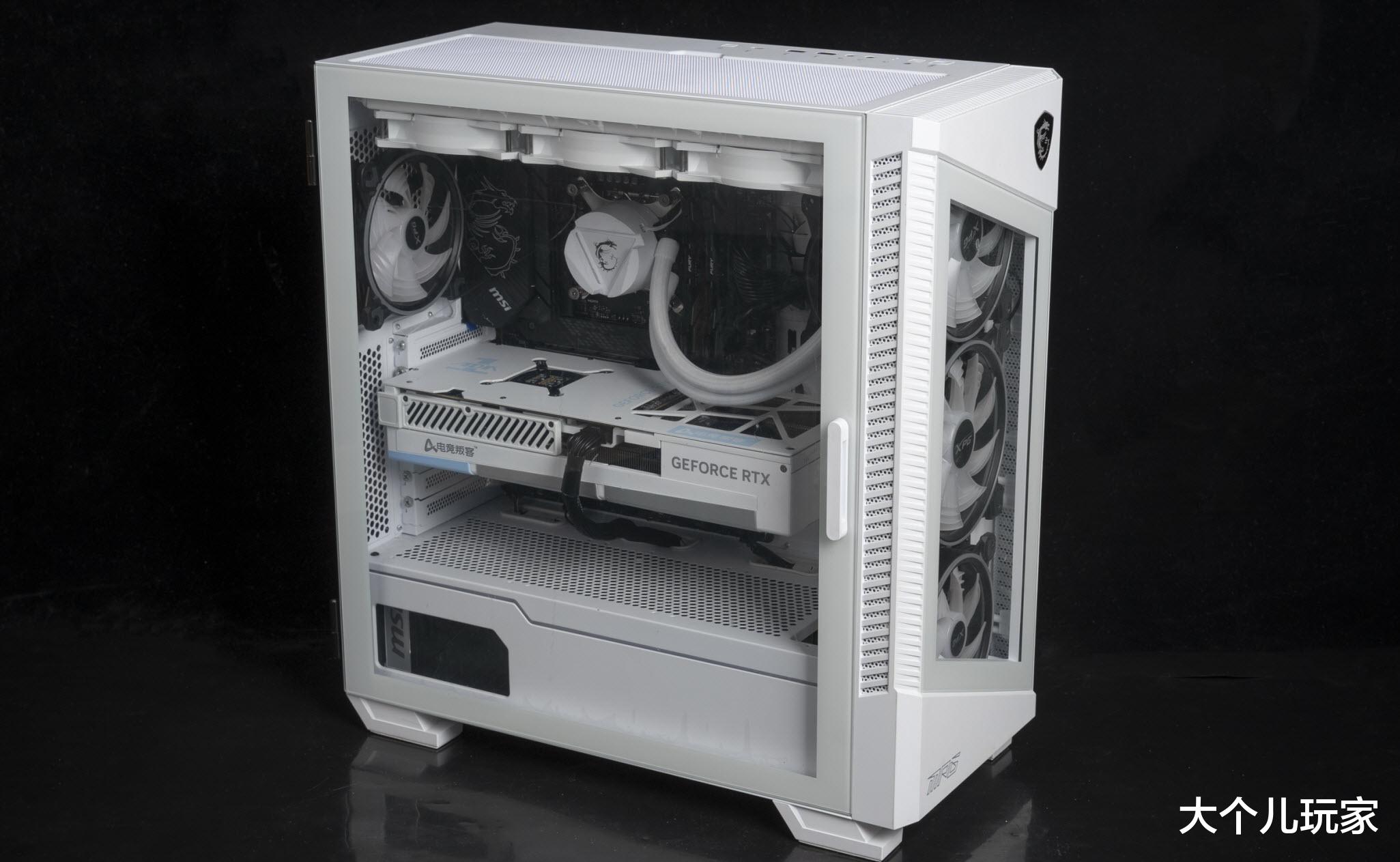 显卡|RTX 40系显卡的最佳伴侣,微星MPG A1000G PCIE5到达战场