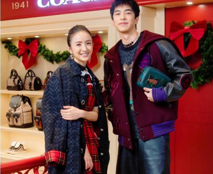 林依晨|林依晨参加奢侈品店活动,被怼脸拍状态好,结婚生女后淡出娱乐圈