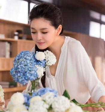 汪小菲|汪小菲配不上大S？一个职高毕业的小岛子艺人，哪来的自信？