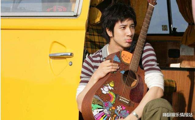 王力宏|实名举报伊能静后，又开锤李靓蕾，网友质问作家和王力宏什么关系