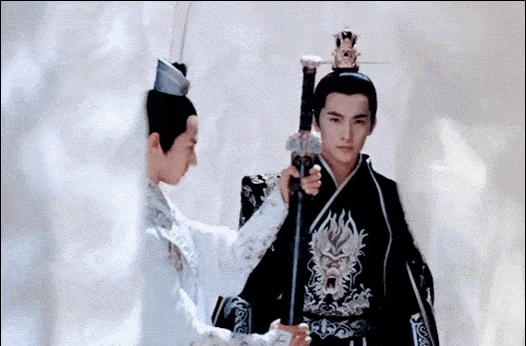 古装剧|求求了!古装剧男主们,去练练仪态吧