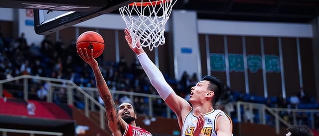 大连|意外！CBA“恶汉”遭多家俱乐部哄抢，下赛季有望获得D类顶薪合同