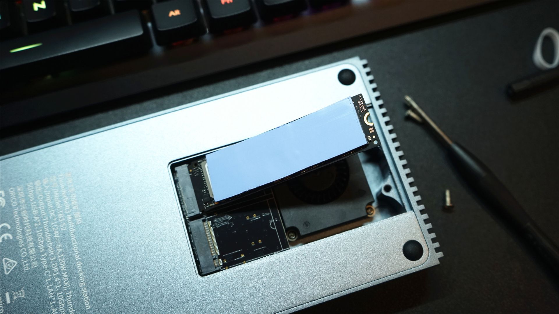 小米科技|MAC笔记本伴侣 10种功能拓展 奥睿科TB3-S2雷电3硬盘盒扩展坞测评