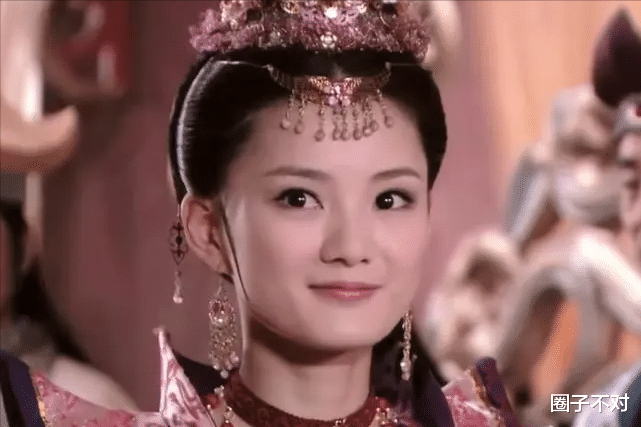 阿朵|“悄悄过气”的8位明星，没想到会用这样的方式，打出一副王炸