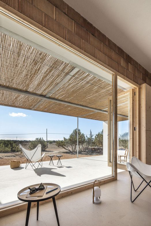 院子装修又出新花样，普通的材料反而更让人有好感，感觉更舒适