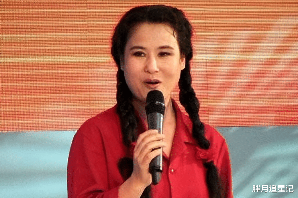 唐鉴军|演员唐鉴军：走红后拒绝抛弃不孕妻子，今一家四口其乐融融