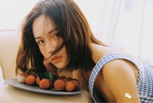 求职|今年一边找工作，一边打算考公，八字排盘看事业运如何？