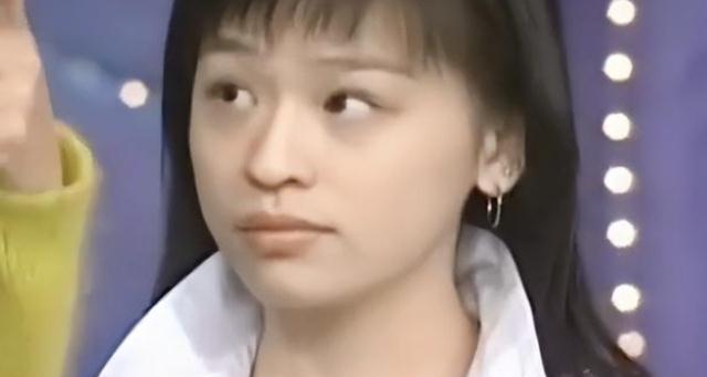 王心凌|王心凌19岁照曝光,青涩可爱又青春,网友:岁月在她身上是温柔刀