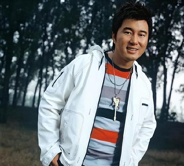 满文军|满文军有多“渣”？成名后抛妻弃女，二婚后又亲手将娇妻送进牢房