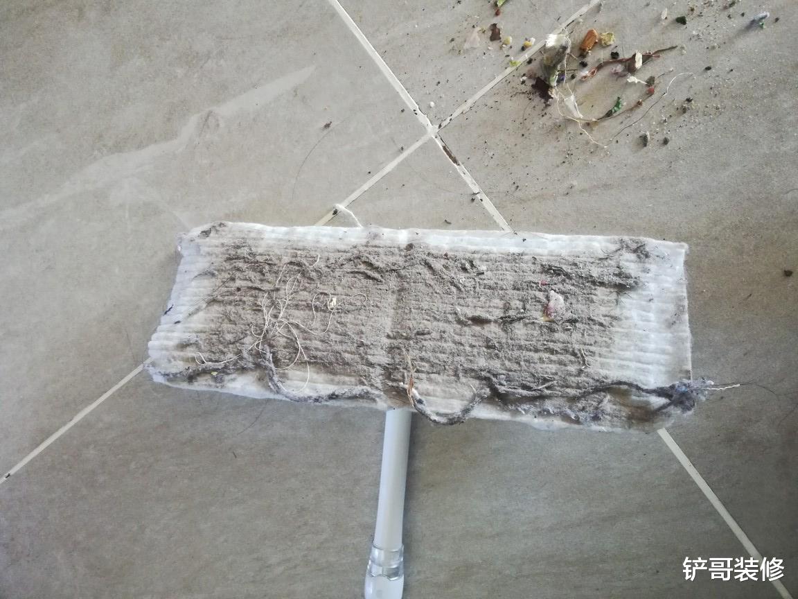 室内有“飞尘、毛絮”?老保姆支个招,毛絮自动消失,干净又卫生