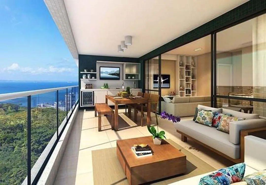 阳台放张桌子,好处居然这么多!