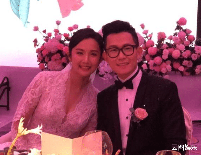 杨幂|恭喜!62岁徐乃麟荣升外公,女儿嫁大10岁画家一年半,顺利生娃