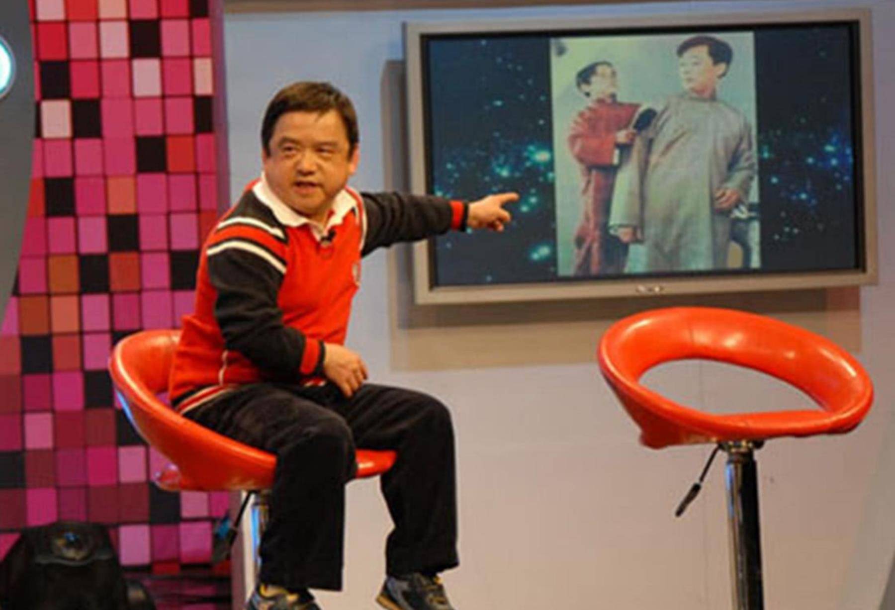 陈三木|袖珍演员陈三木：身高1.28米，四任老婆个个美，与王宝强有过节？