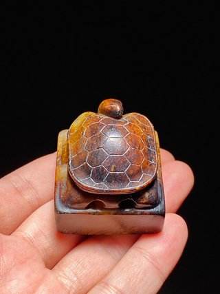 和田玉籽料|明以前 和田玉籽料受沁 龟钮 印章