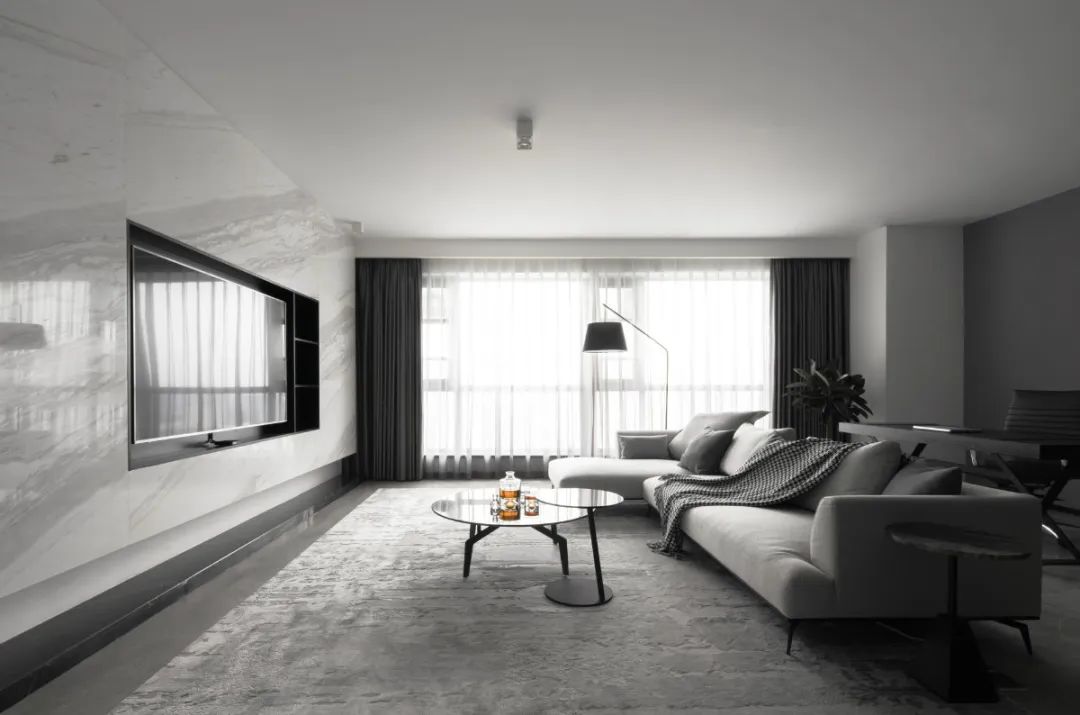 130㎡ 现代高档灰,去除复杂的装饰,享受华丽的生活品质, 太爽了