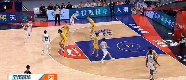 浦和红钻|富兰克林浪投、冯莱被弃用，逆转19分的上海队为何依然输了呢？