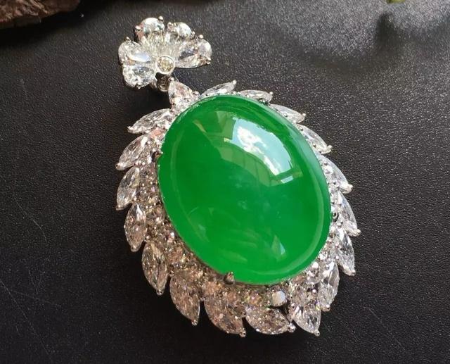 翡翠|瞧过来,翡翠蛋面是什么,有什么价值!