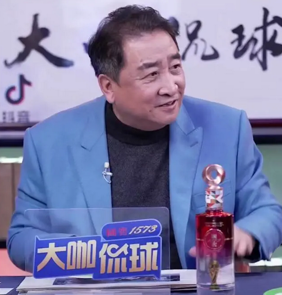 主流相声要崛起？72岁姜昆接商演、上综艺，春晚连续两年无德云社