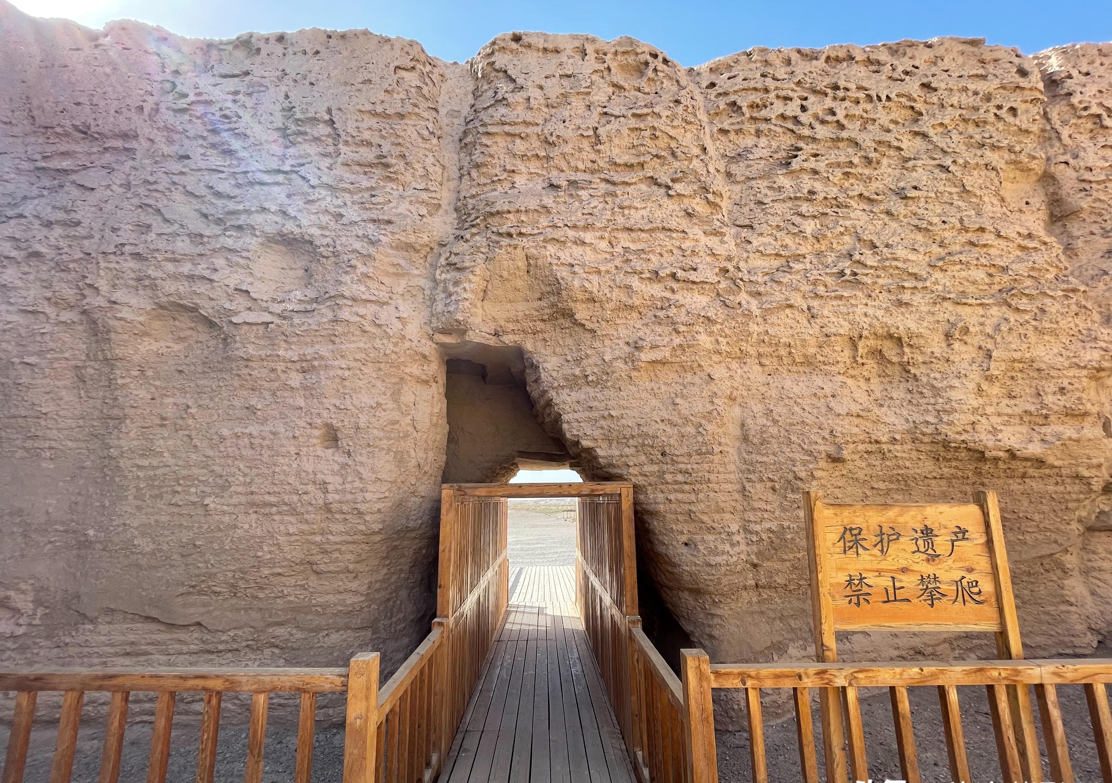 河西走廊|门票90元，河西走廊真正西端，2000年后的玉门关跟你想象的一样吗