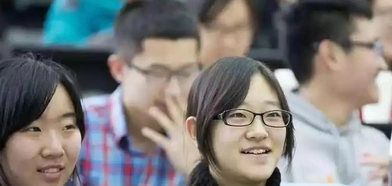 大学|找工作时才明白，“民办本科”和公办专科的差距，幸好当初选对了