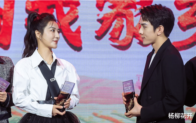 薇娅|薇娅消失一个月:李佳琦未成功收割流量,杭州主播圈都在补税