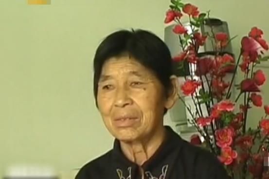 妻子消失30年,儿子为寻母车祸离世,家里土地征收突然回来求复合