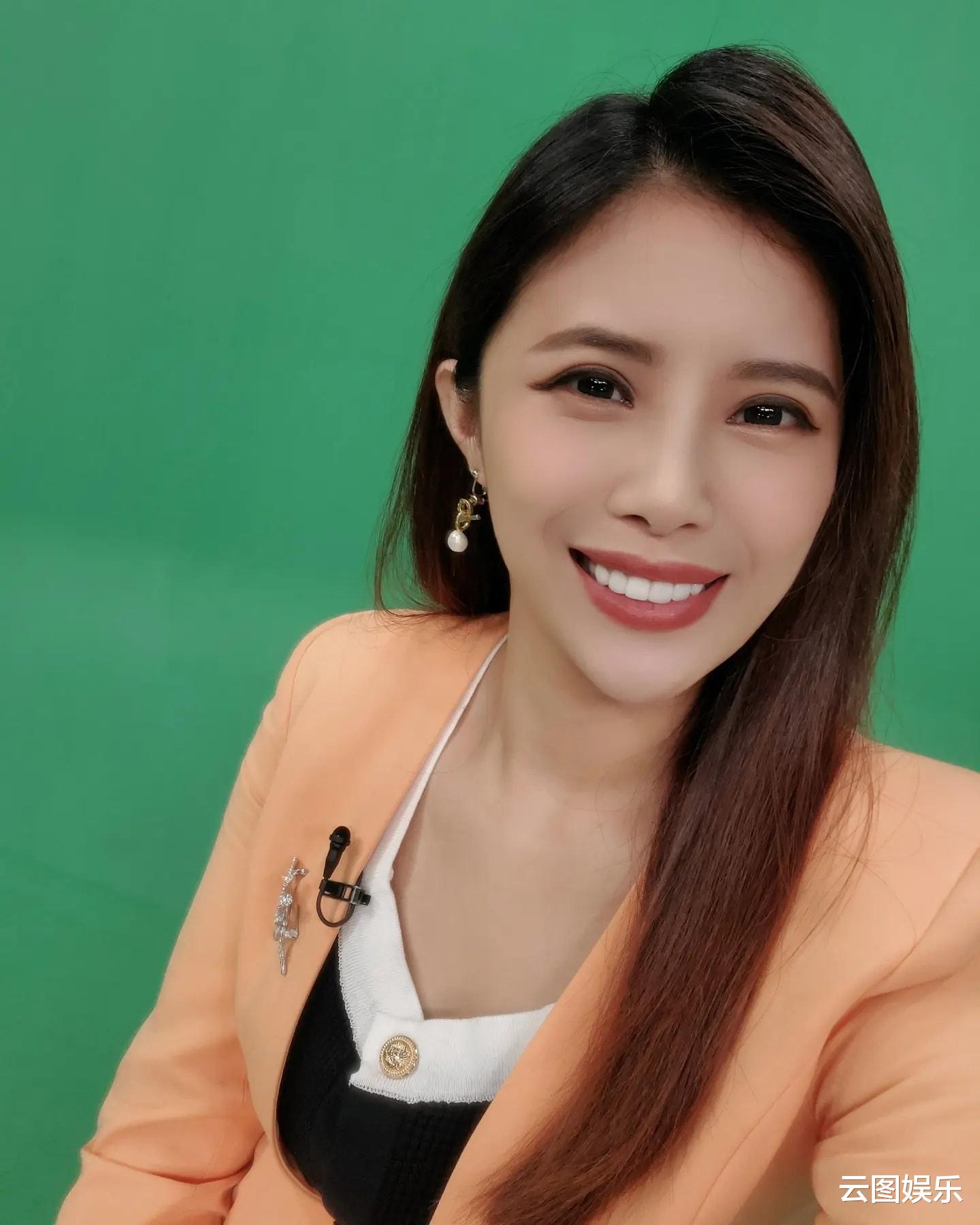 35岁美女主播车祸毁容!头撞地昏迷脑出血,紧急送医伤势照曝光