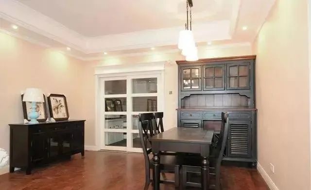 新房还没入住就在小区出名了,都说柜子装的太实用,给大家看看!