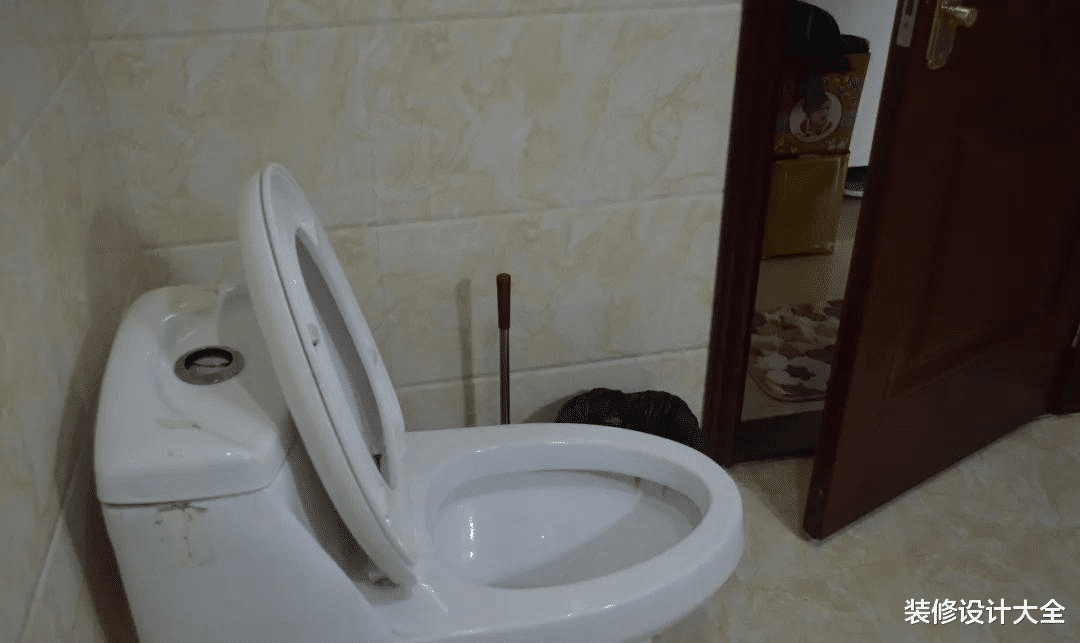 卫生间门万万不能朝向这3个地方，否则吃亏就晚了，涨知识了！