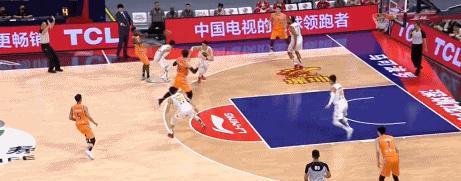 上海男篮|大王是上海真正的大王！时隔12年率上海进4强！下场李春江打旧主
