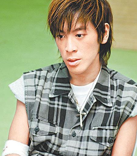 麦浚龙|帅气才子麦浚龙，愿花1亿把阿娇拉出阴霾，却被“最爱冠希”伤透