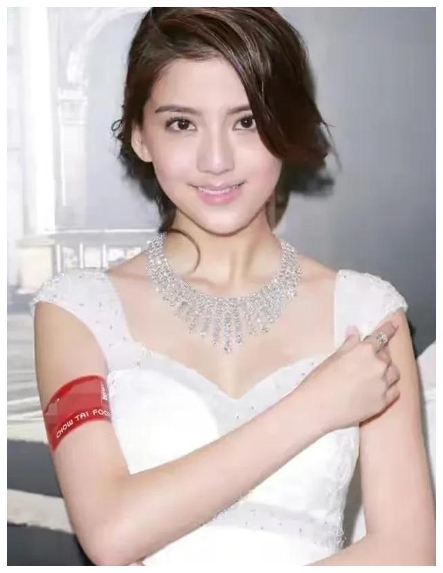 林峰|甩30亿身价的林峯，攀百亿太子爷施伯雄，吴千语的豪横你不懂