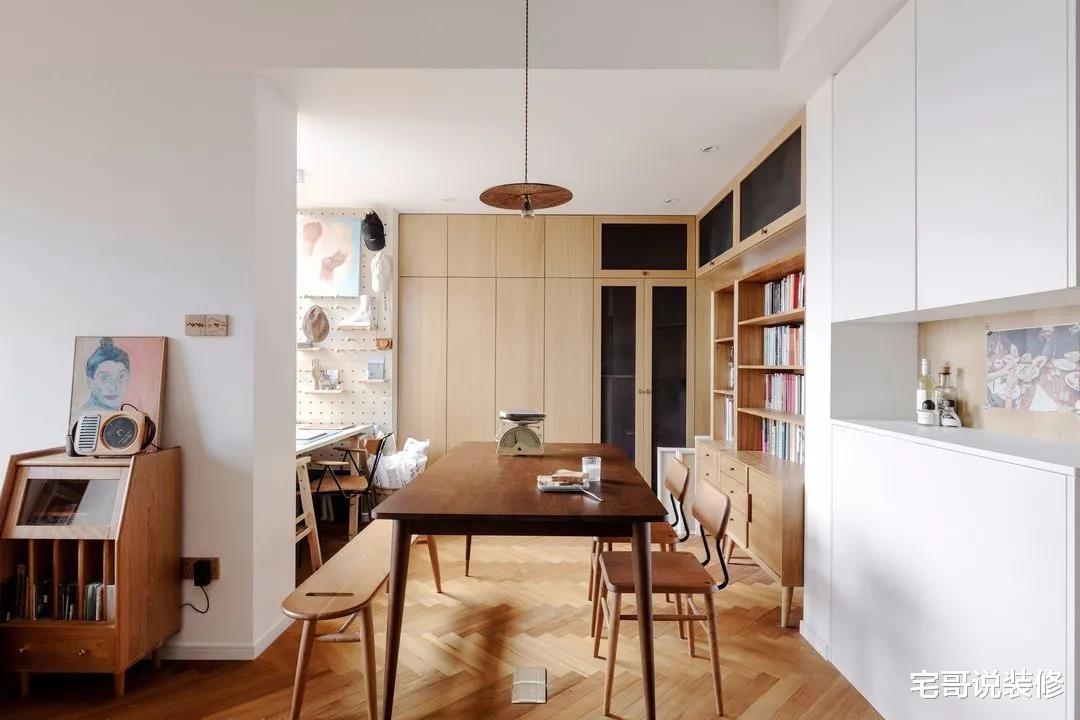 56岁夫妻的退休生活:住53㎡小家,与书为伴,舒适惬意又温馨!