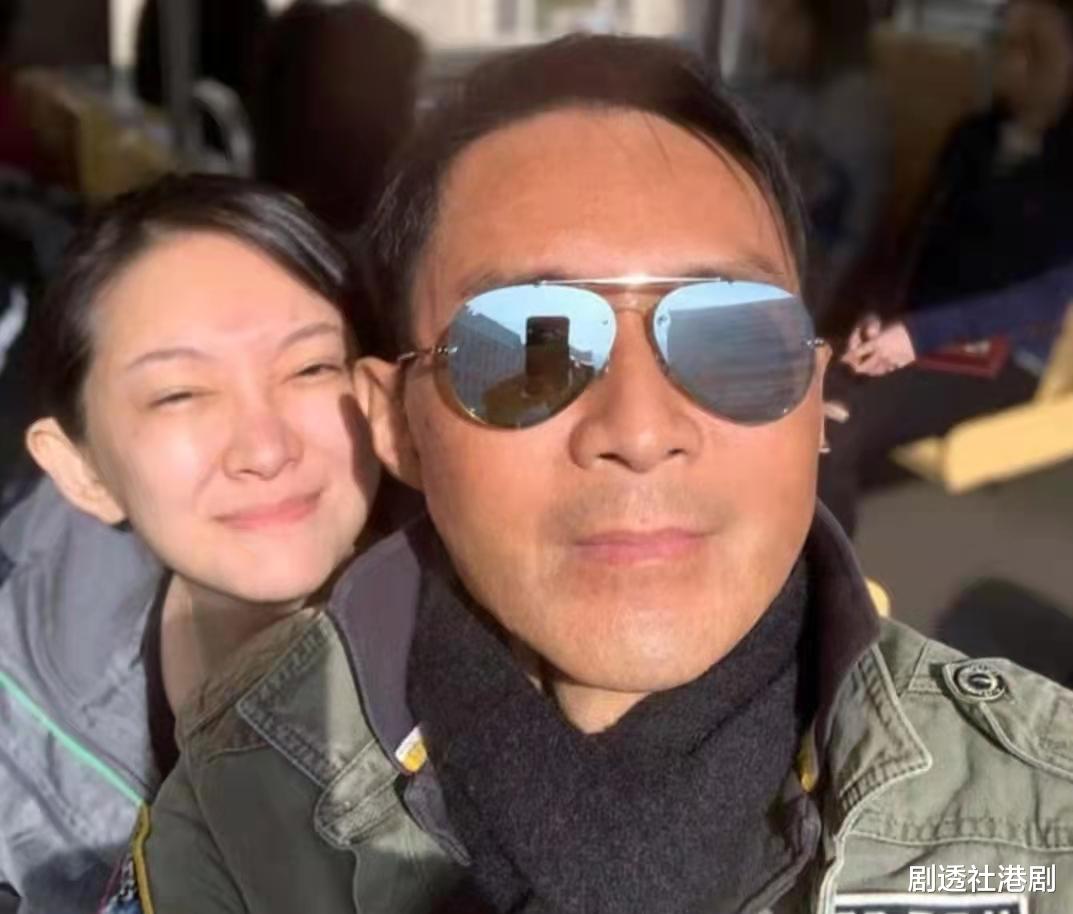 林利|担心！香港知名男星被网友“野生捕获”，面容憔悴兼身形消瘦不少