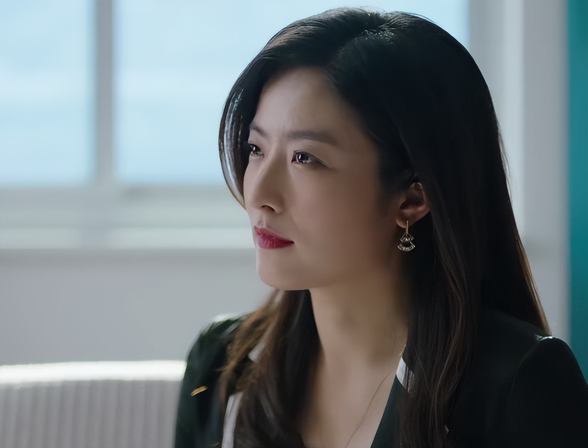 高鑫|高鑫新剧仅播2集,收视率双台破1,终于有可以让我熬夜狂追的剧了