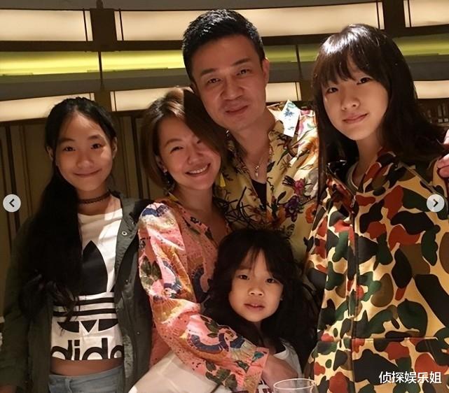 小S|小S二女儿参加击剑比赛,身穿击剑服英姿飒爽,又美又有气质