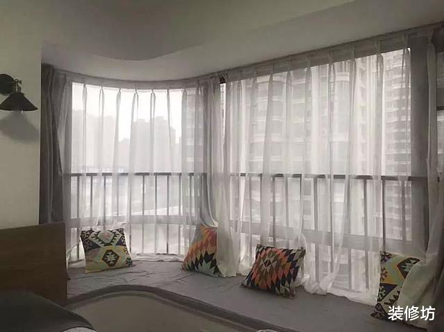 她家称不上豪华，却成为小区的“网红房”，邻居都前来参观学习！