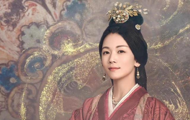 星汉灿烂|星汉灿烂：霍君华为何疯癫？痴恋皇上，儿子惨死，丈夫屠戮全族！