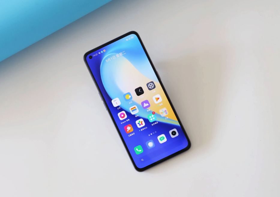 曲面屏|618买手机该选曲面屏还是直面屏?过来人的3个建议,帮你避“坑”