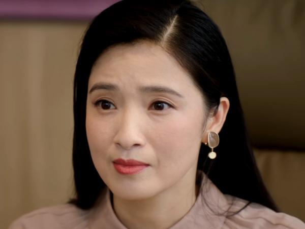 谭松韵|首演职场女性会不会有压力？谭松韵的回答让人怒赞，很实在很走心